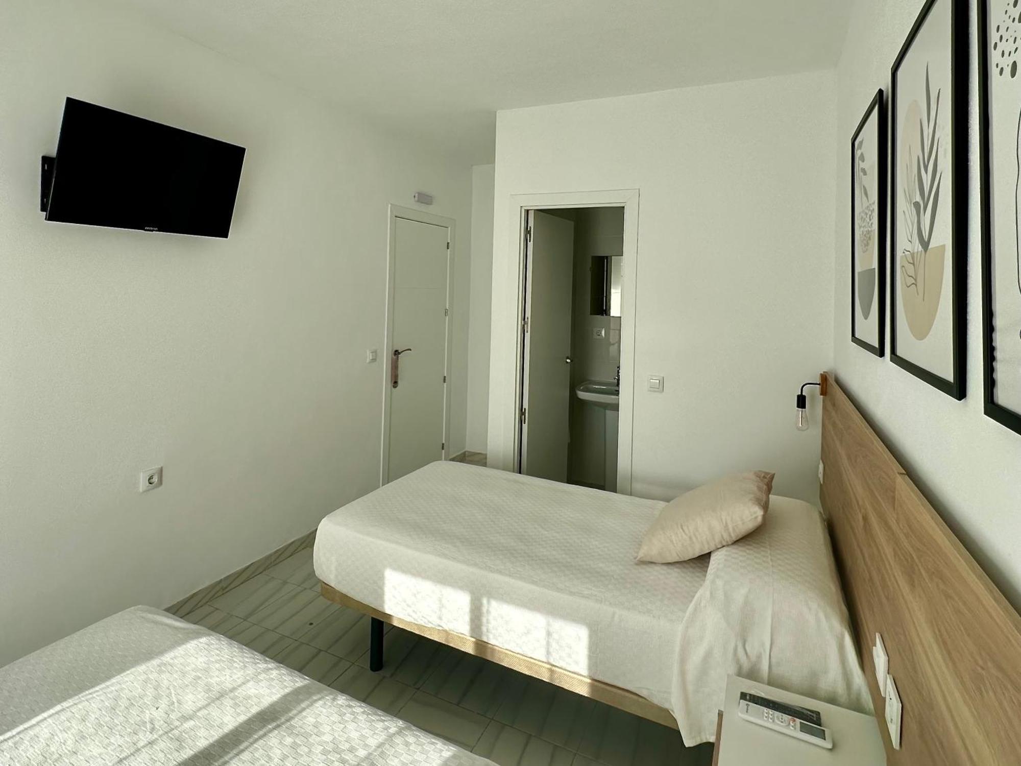 Hostal Merino Jedula Екстер'єр фото